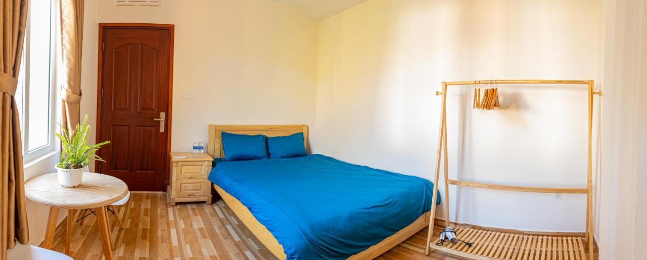 Caly Homestay Da Lat Esterno foto