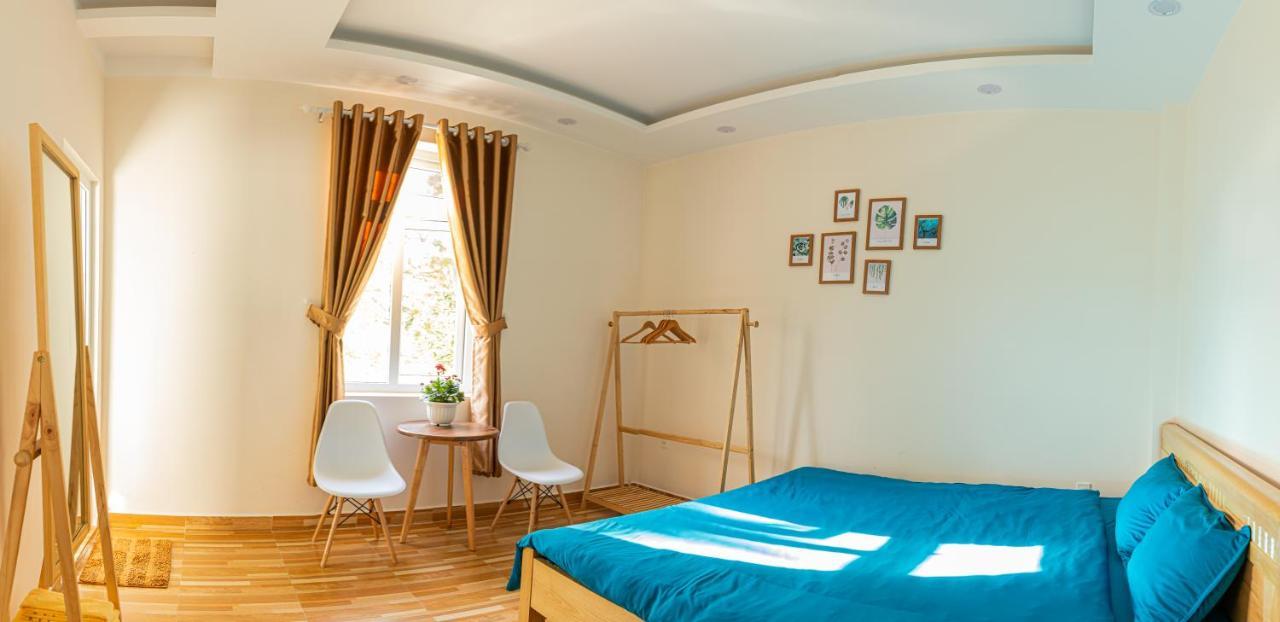 Caly Homestay Da Lat Esterno foto