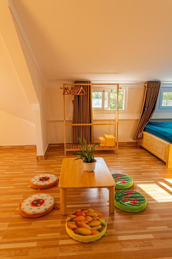 Caly Homestay Da Lat Esterno foto