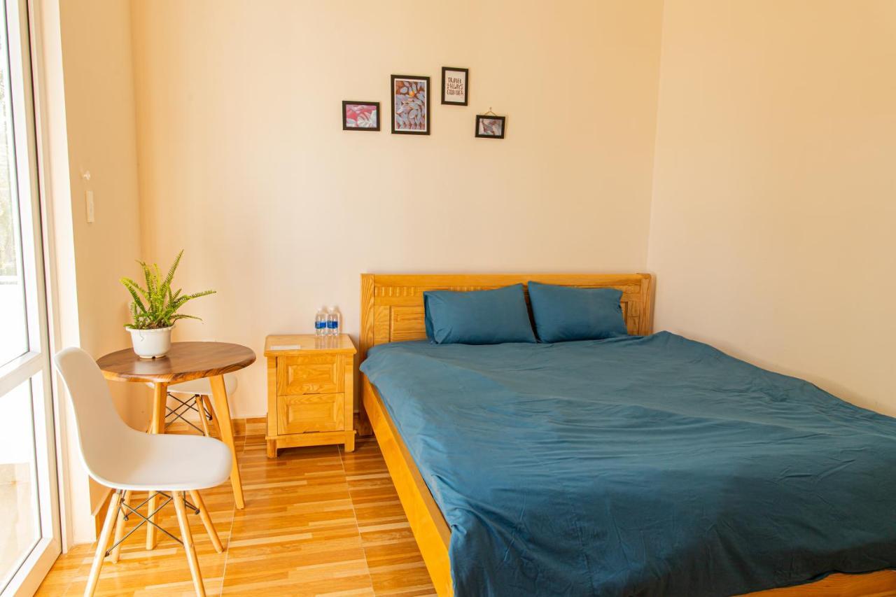 Caly Homestay Da Lat Esterno foto