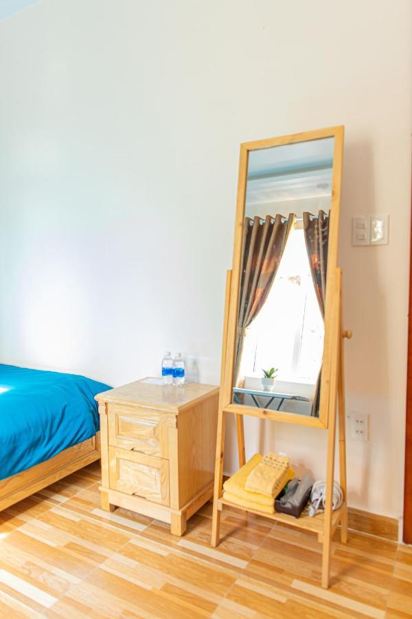 Caly Homestay Da Lat Esterno foto